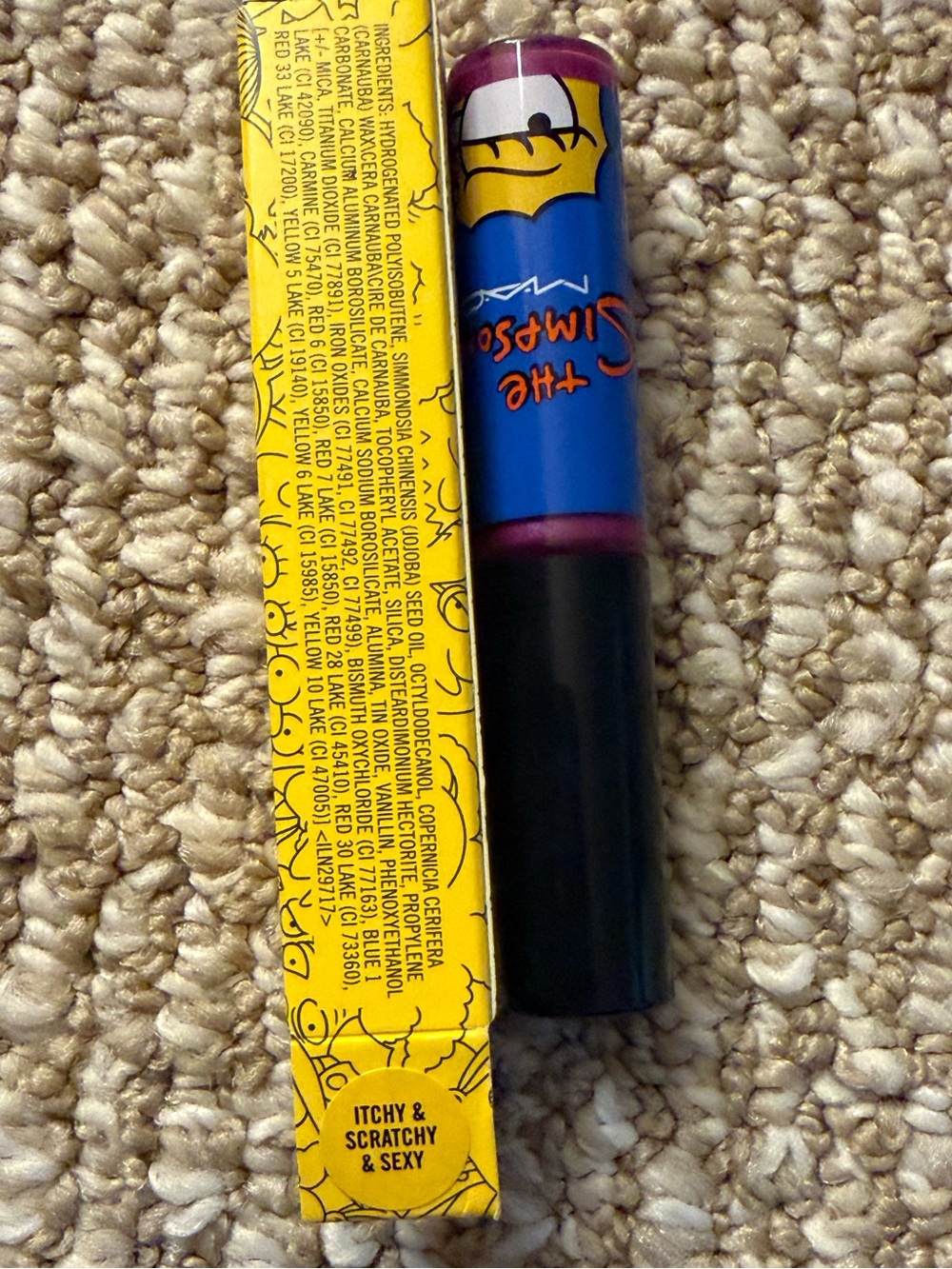 MAC SIMPSONS LIPGLOSS - Picture 2 of 3